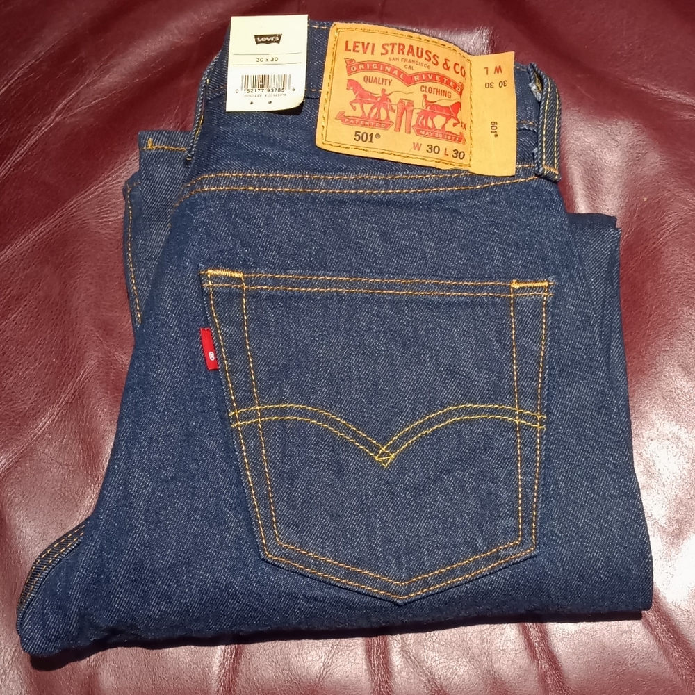 Levi 501 30x30 NEW